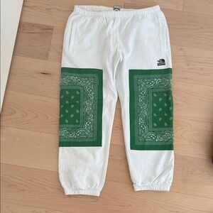 The North Face x Supreme - White Joggers with Green Bandana Print